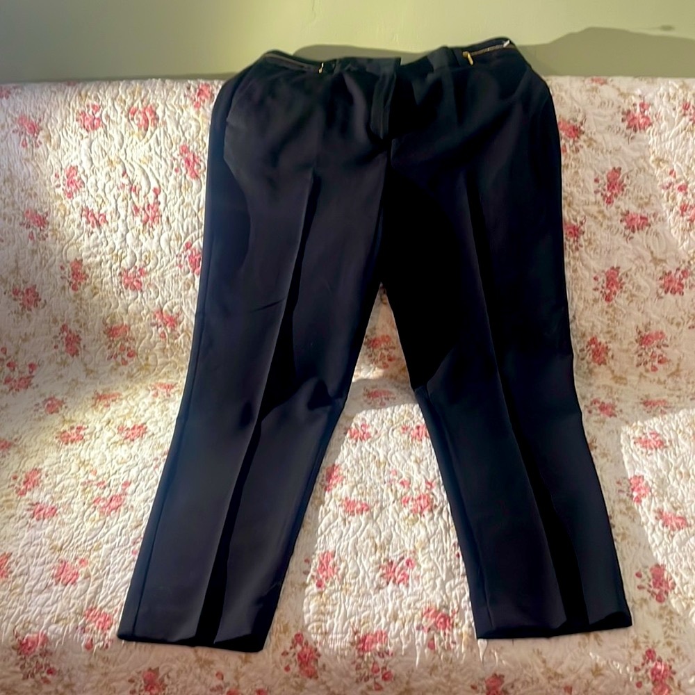 Larry Levine women’s office work pants slacks trousers. Black size 12.